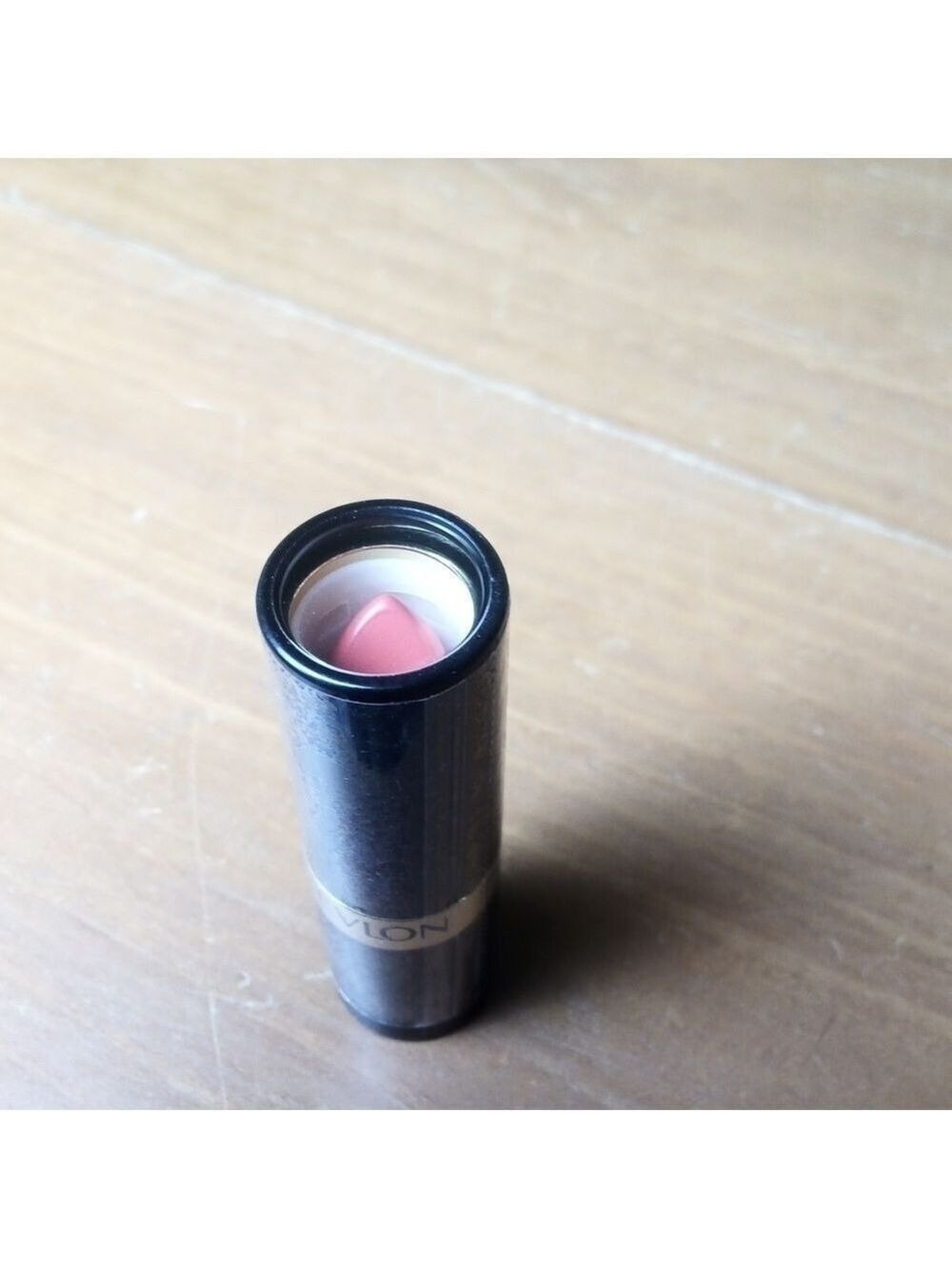 Revlon Super Lustrous Lipstick in Siren Creme 677
